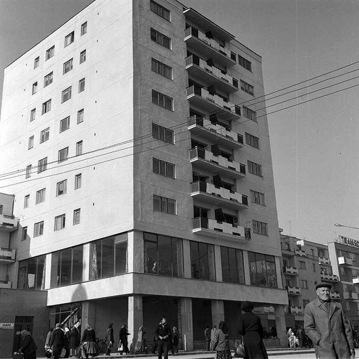 minerva_1982_c3_c4r5_012