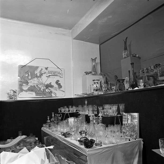 minerva_1982_c3_c6r2_002