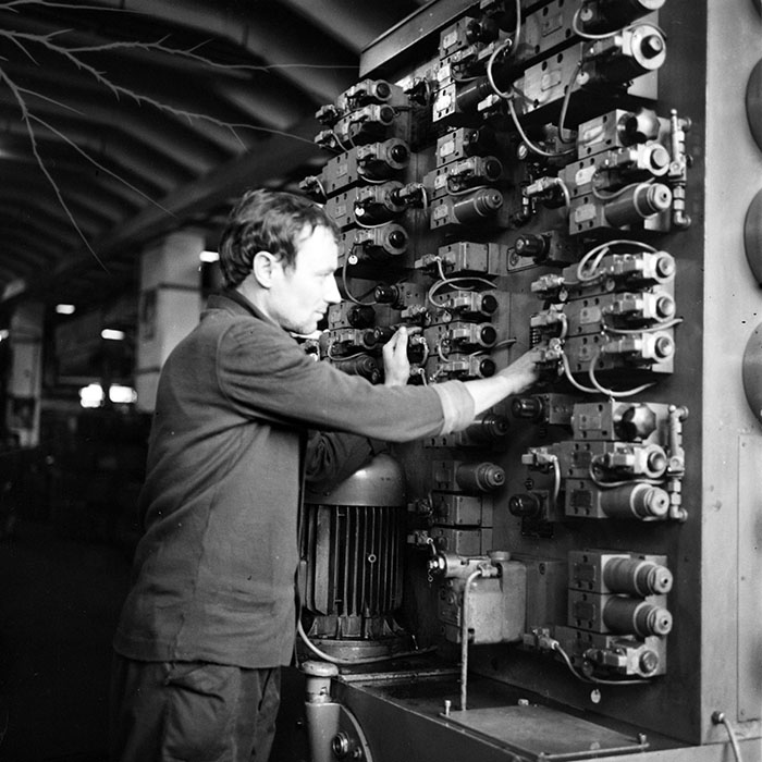 minerva_1982_c3_c9r2_008