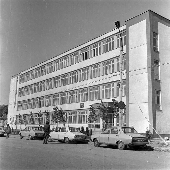 minerva_1982_c3_c9r5_006