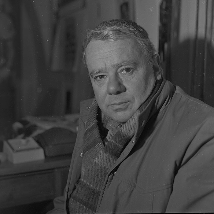 minerva_1983-1984_c2_c2r2_011