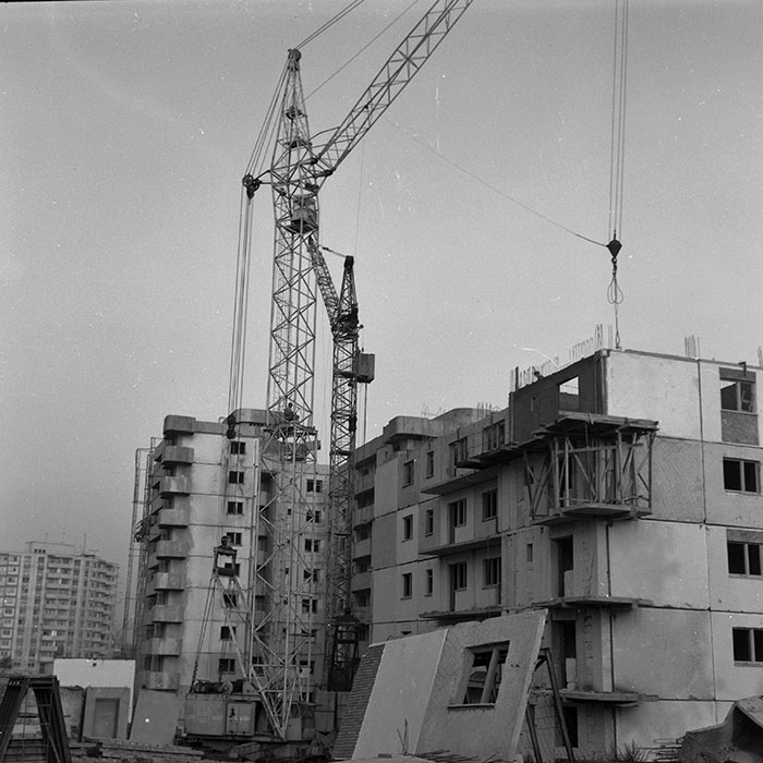 minerva_1983-1984_c2_c5r4_002