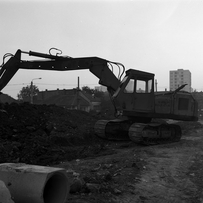 minerva_1983-1984_c2_c5r4_004