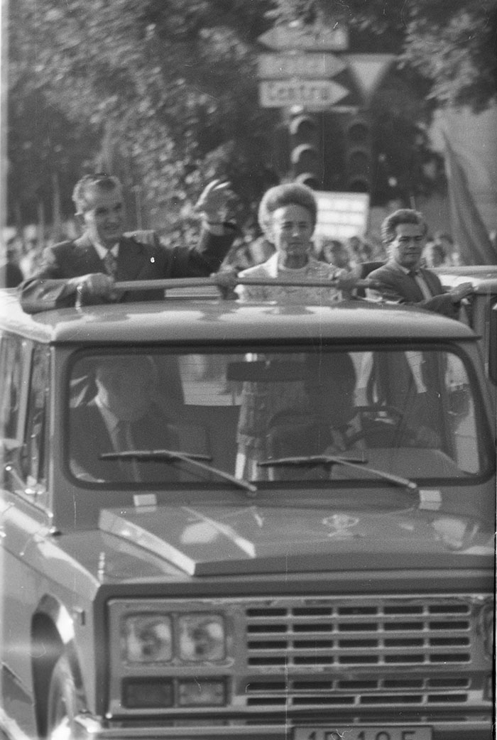 minerva_1983-1984_c2_c7r4_025