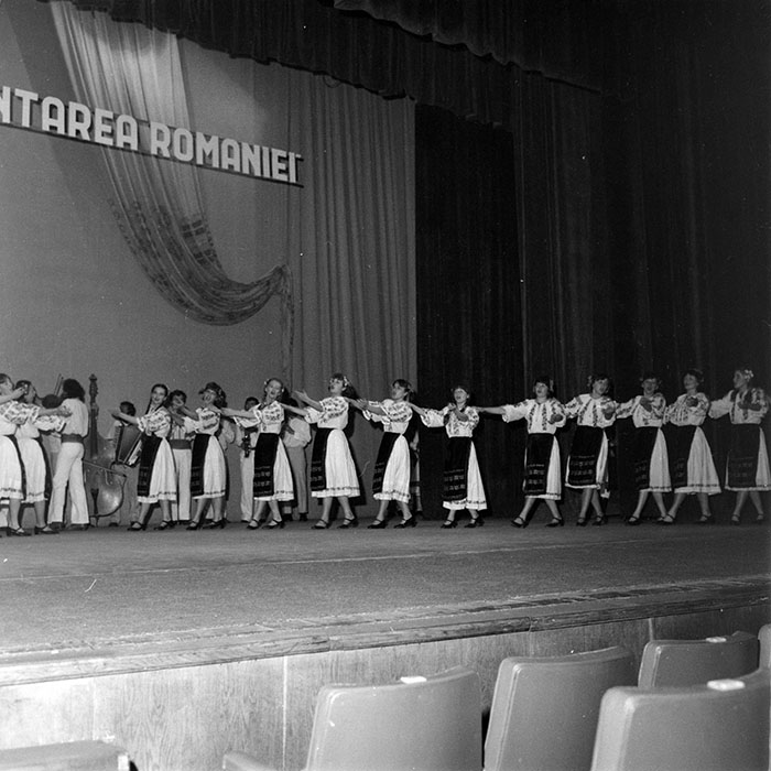 neidentificat|nem azonosított|not identified