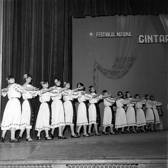 neidentificat|nem azonosított|not identified