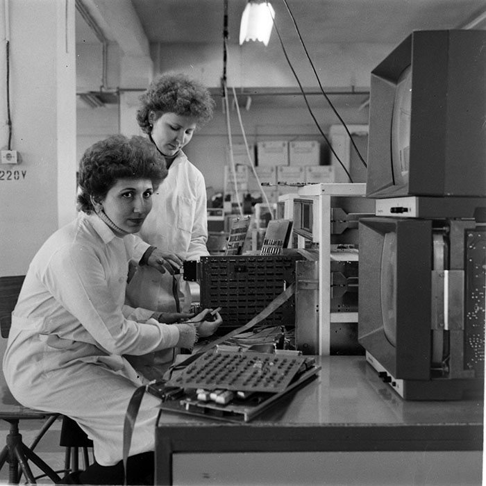 minerva_1983_c1_c3r4_002