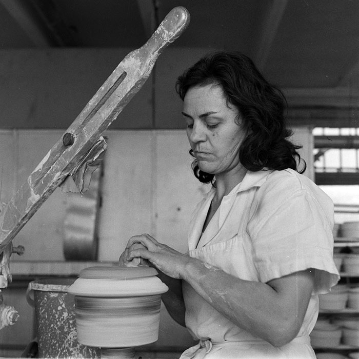 minerva_1983_c1_c8r2_012