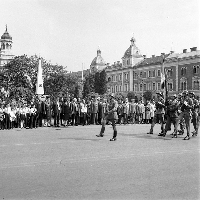 minerva_1983_c1_c8r4_008