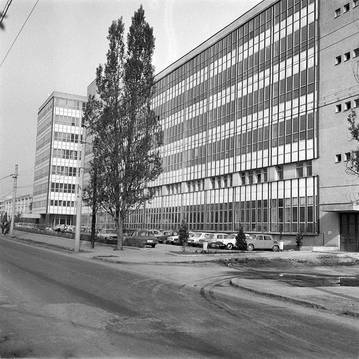 minerva_1983_c1_c9r1_002