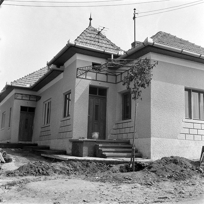 minerva_1983_c1_c9r3_003