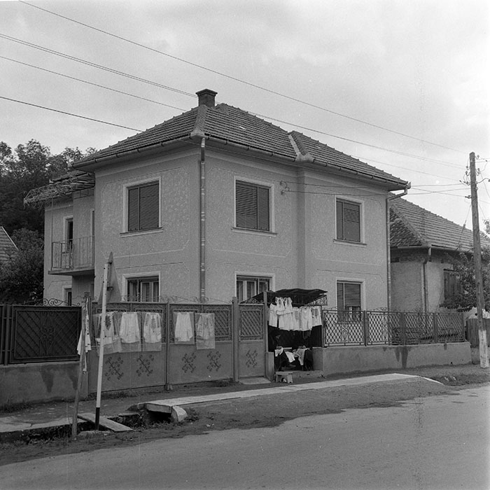 minerva_1984_c1_c9r1_003