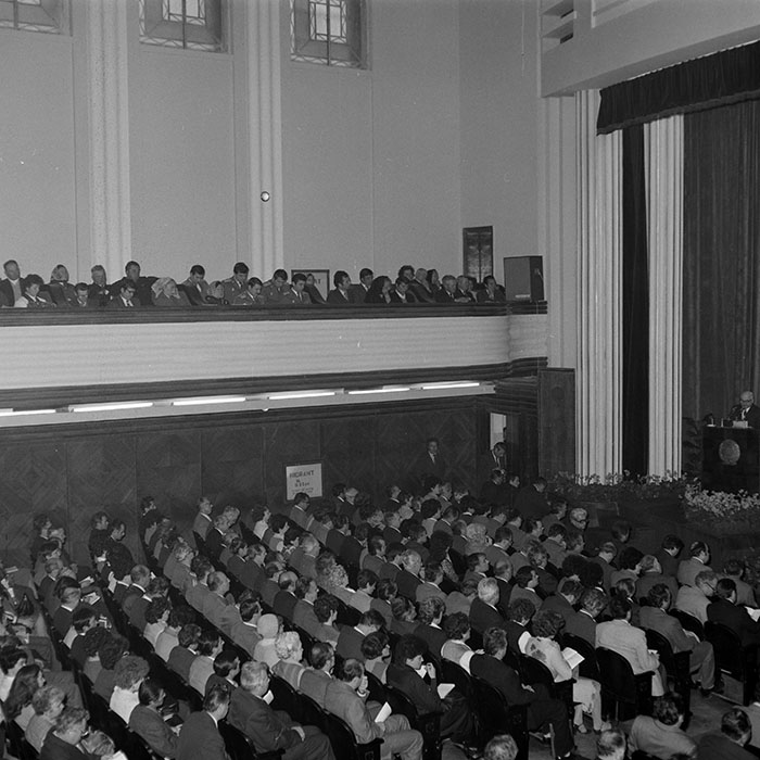 minerva_1984_c2_c10r2_047