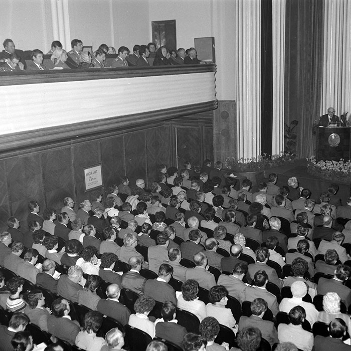 minerva_1984_c2_c10r2_050