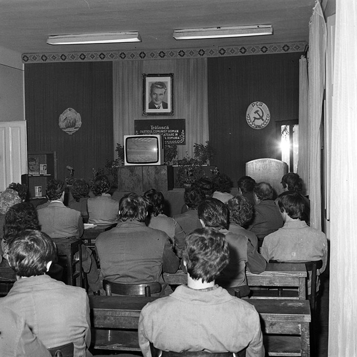 minerva_1984_c2_c10r3_010