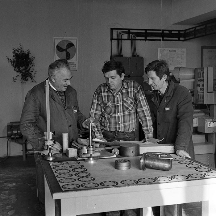 minerva_1984_c2_c10r5_007