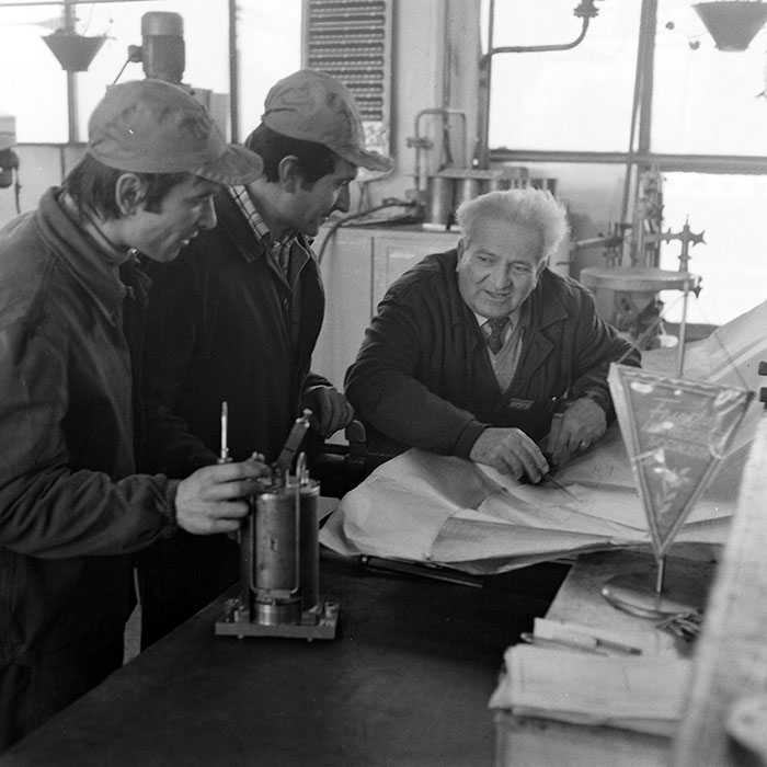 minerva_1984_c2_c10r5_009