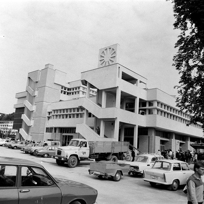 minerva_1984_c2_c2r3_004