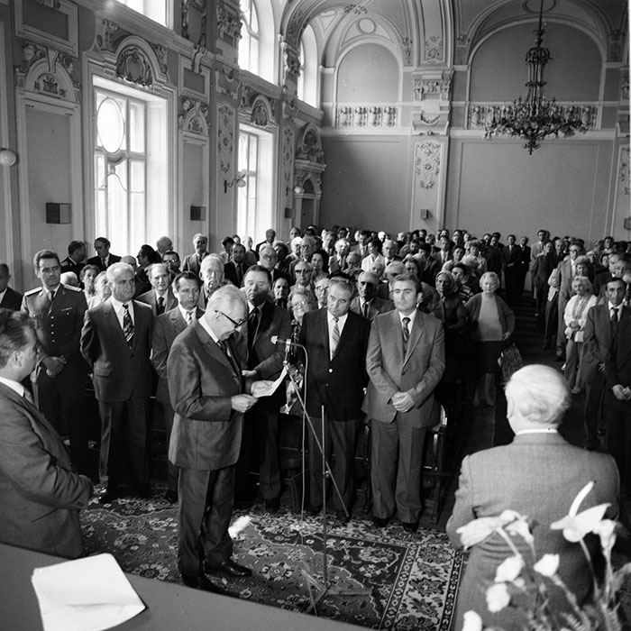 minerva_1984_c2_c4r4_040