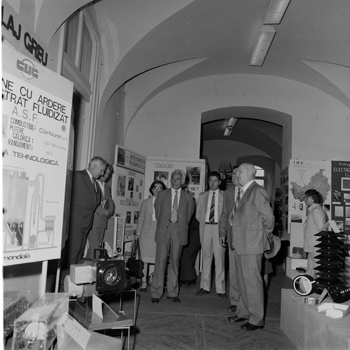 minerva_1984_c2_c4r5_006