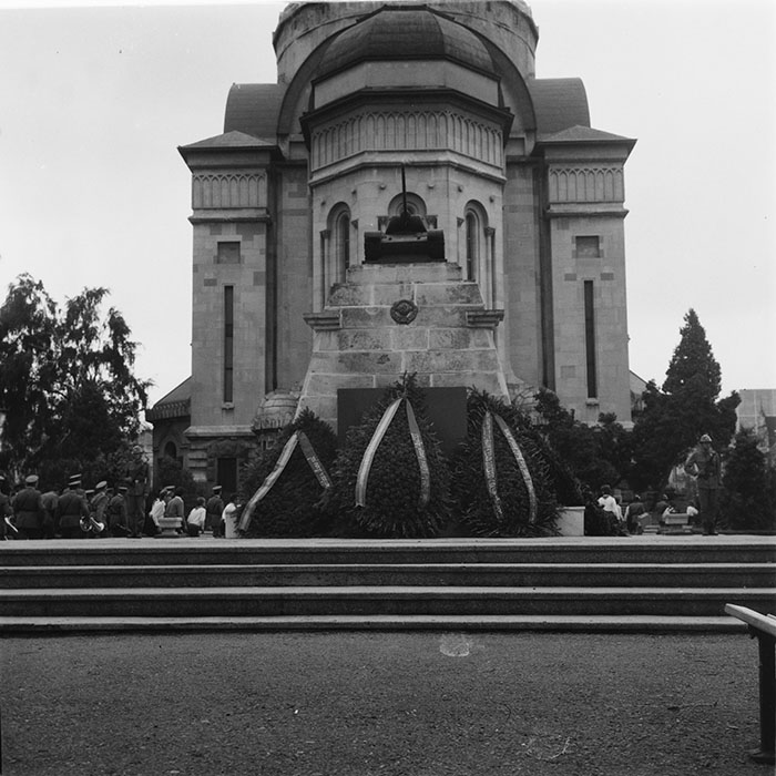 minerva_1984_c2_c6r3_001