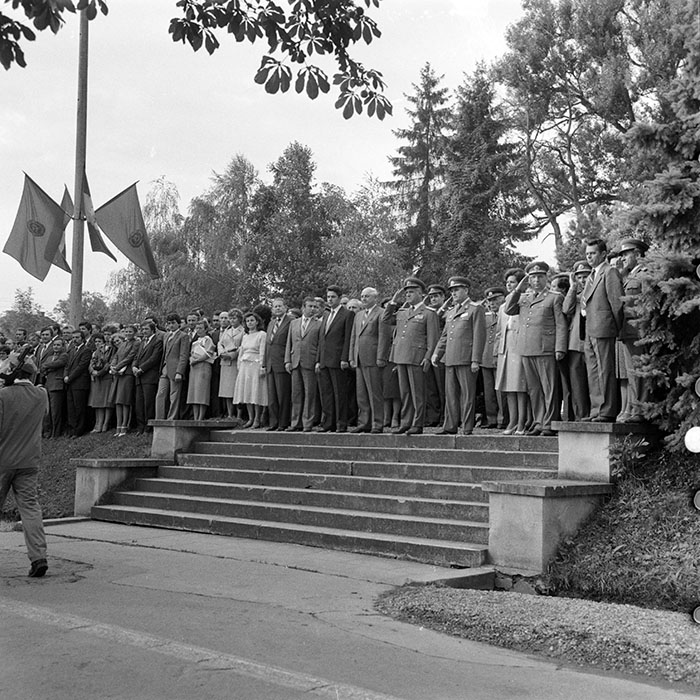 minerva_1984_c2_c6r3_035