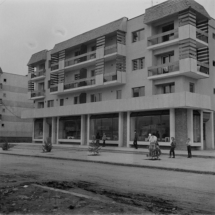 minerva_1984_c2_c8r1_001