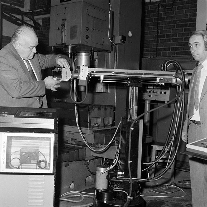 minerva_1984_c2_c9r1_002