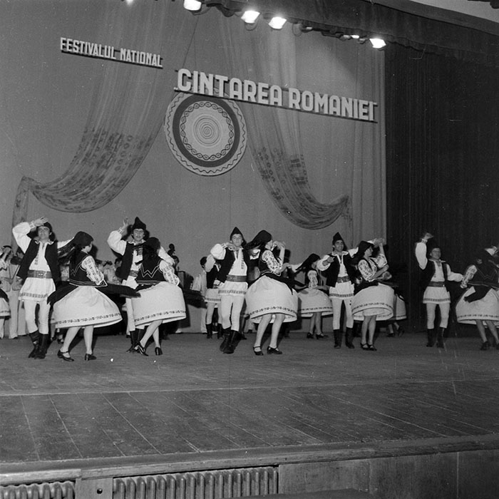 neidentificat|nem azonosított|not identified