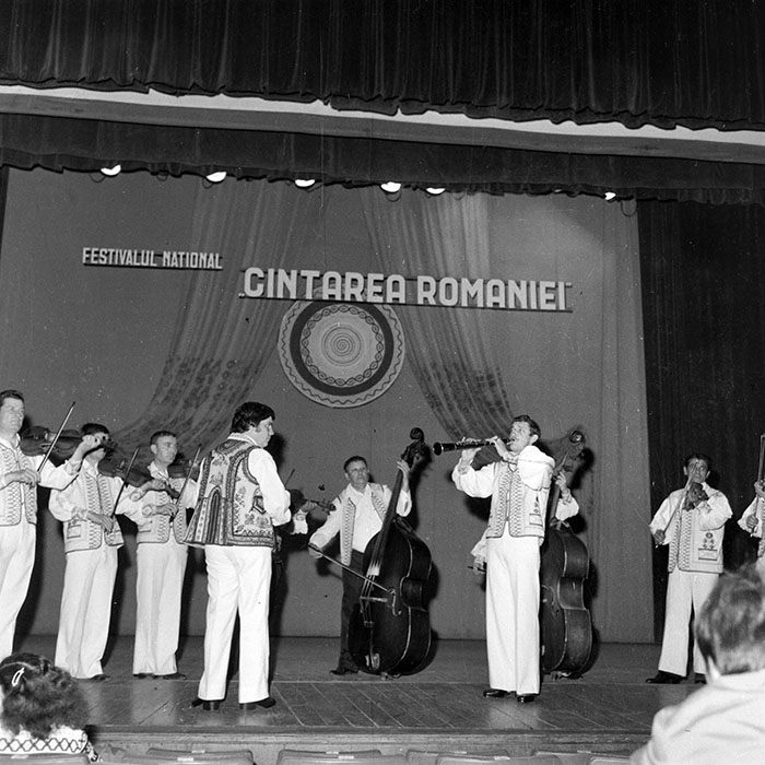 neidentificat|nem azonosított|not identified