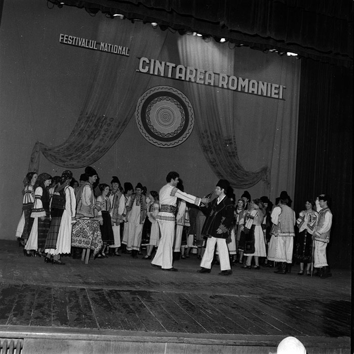 neidentificat|nem azonosított|not identified