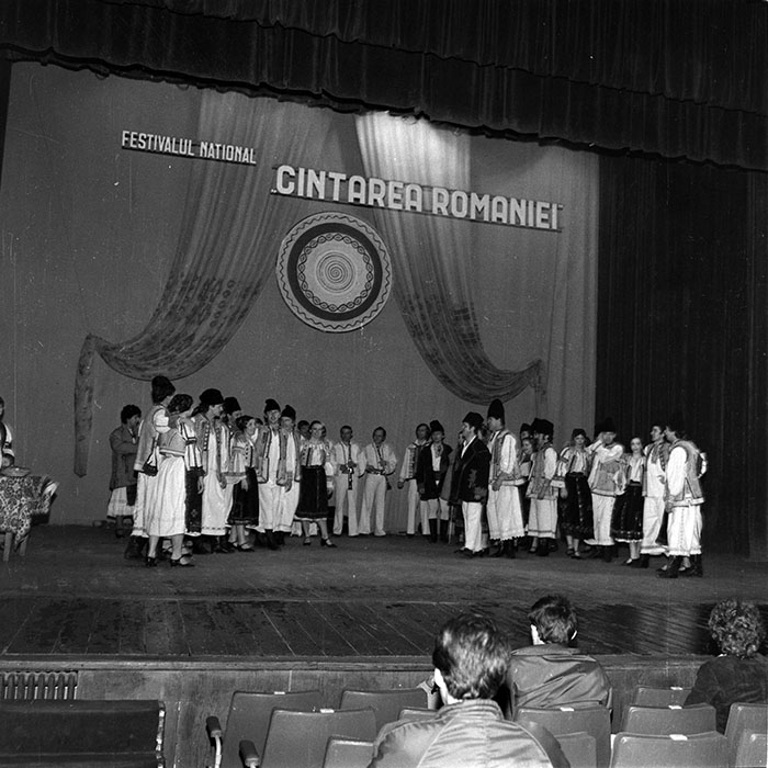 neidentificat|nem azonosított|not identified