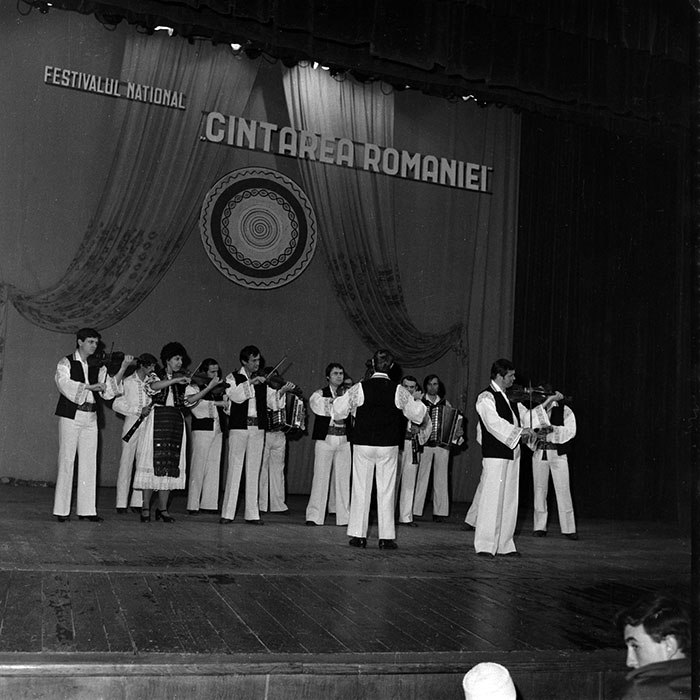 neidentificat|nem azonosított|not identified