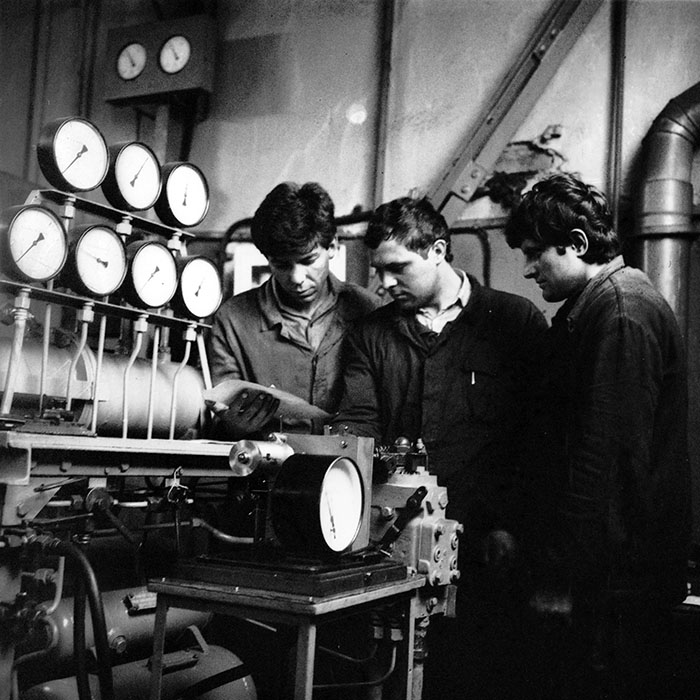 minerva_1985_c1_c6r5_001