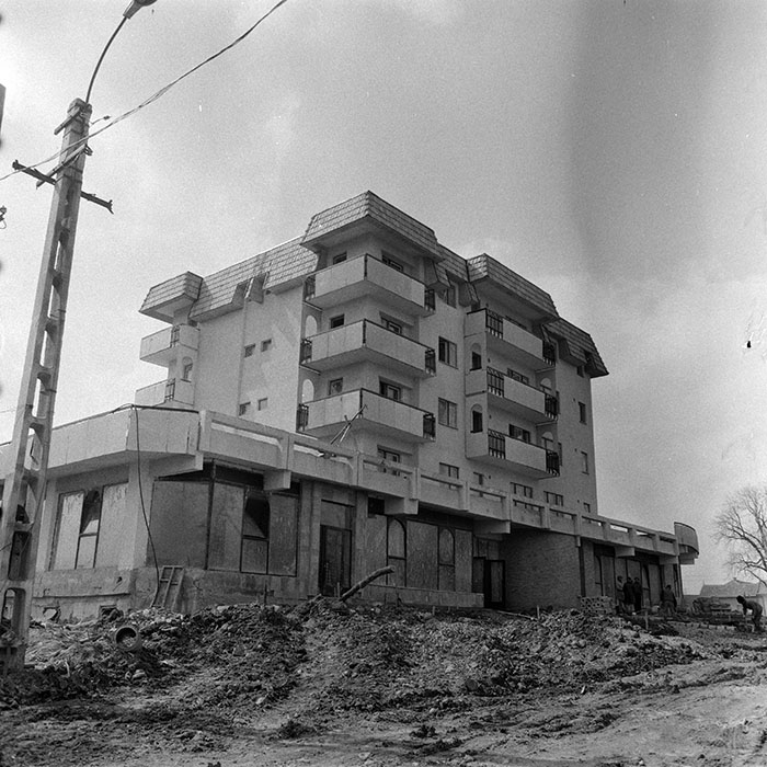 minerva_1985_c1_c7r1_006