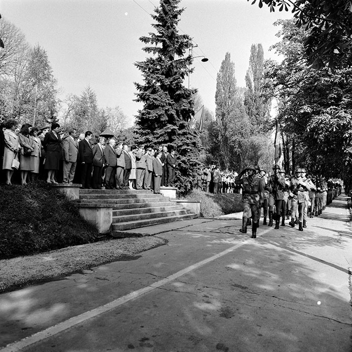 minerva_1985_c1_c8r3_010