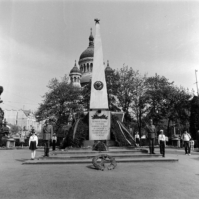 minerva_1985_c1_c8r3_019