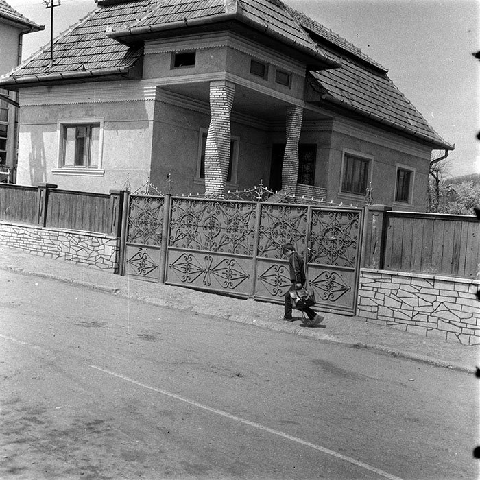 minerva_1985_c1_c8r4_033