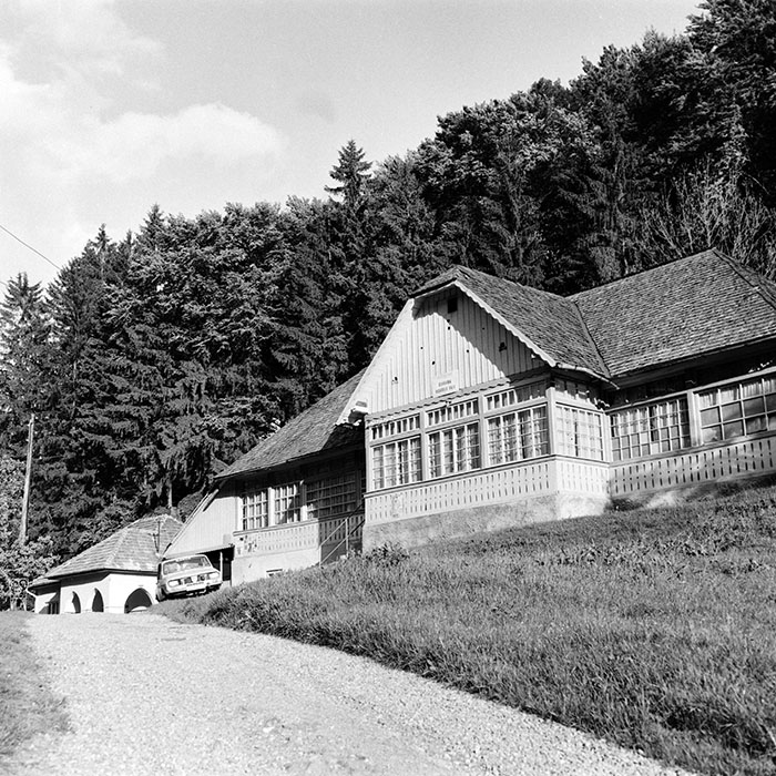 minerva_1985_c1_c9r2_001