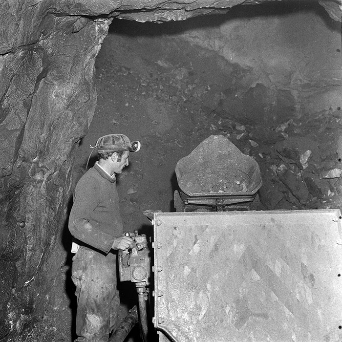 minerva_1985_c1_c9r4_007