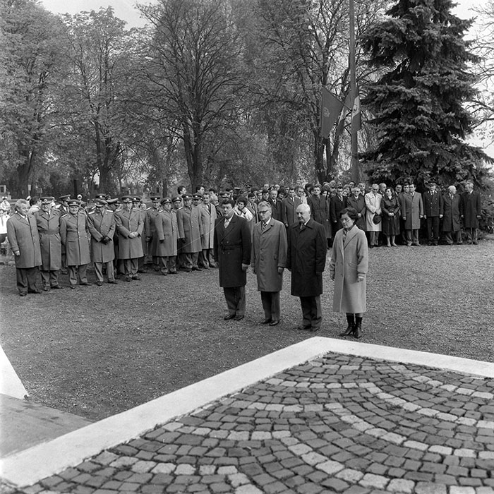 minerva_1985_c2_c2r1_018