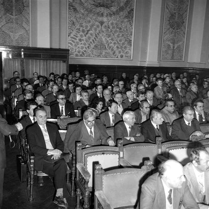 minerva_1985_c2_c5r2_041