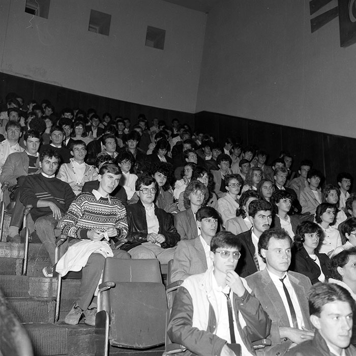 minerva_1985_c2_c5r4_054