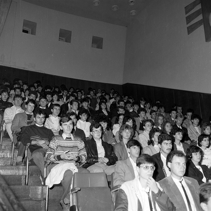 minerva_1985_c2_c5r4_055