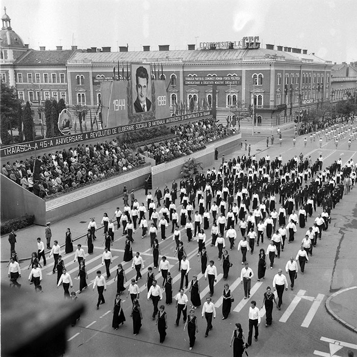 minerva_1985_c2_c6r3_043