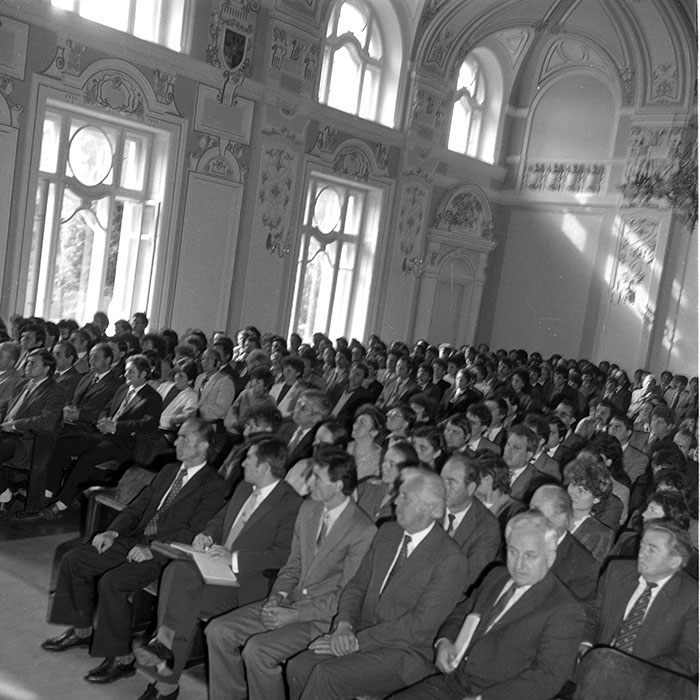 minerva_1985_c2_c6r4_082