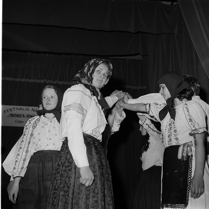 neidentificat|nem azonosított|not identified