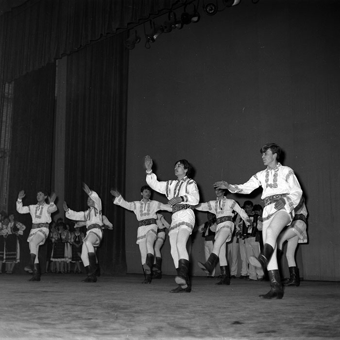 neidentificat|nem azonosított|not identified