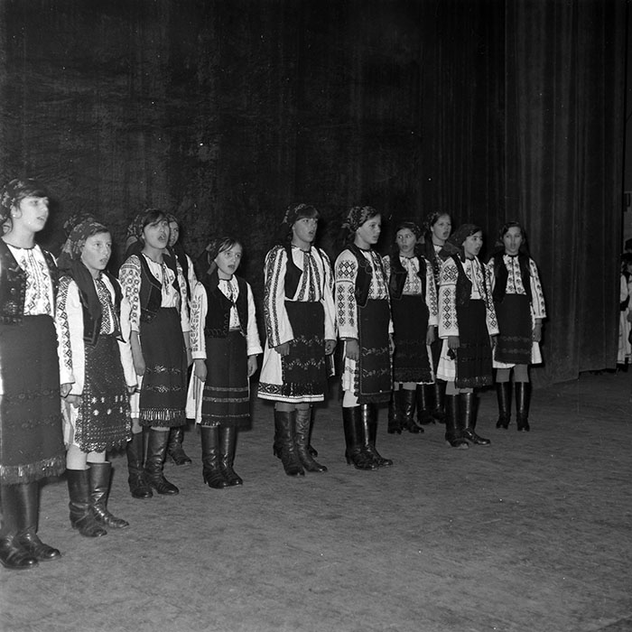 neidentificat|nem azonosított|not identified