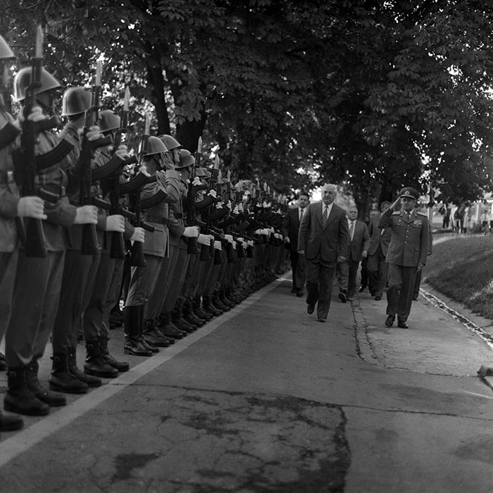 minerva_1986_c1_c1r5_012